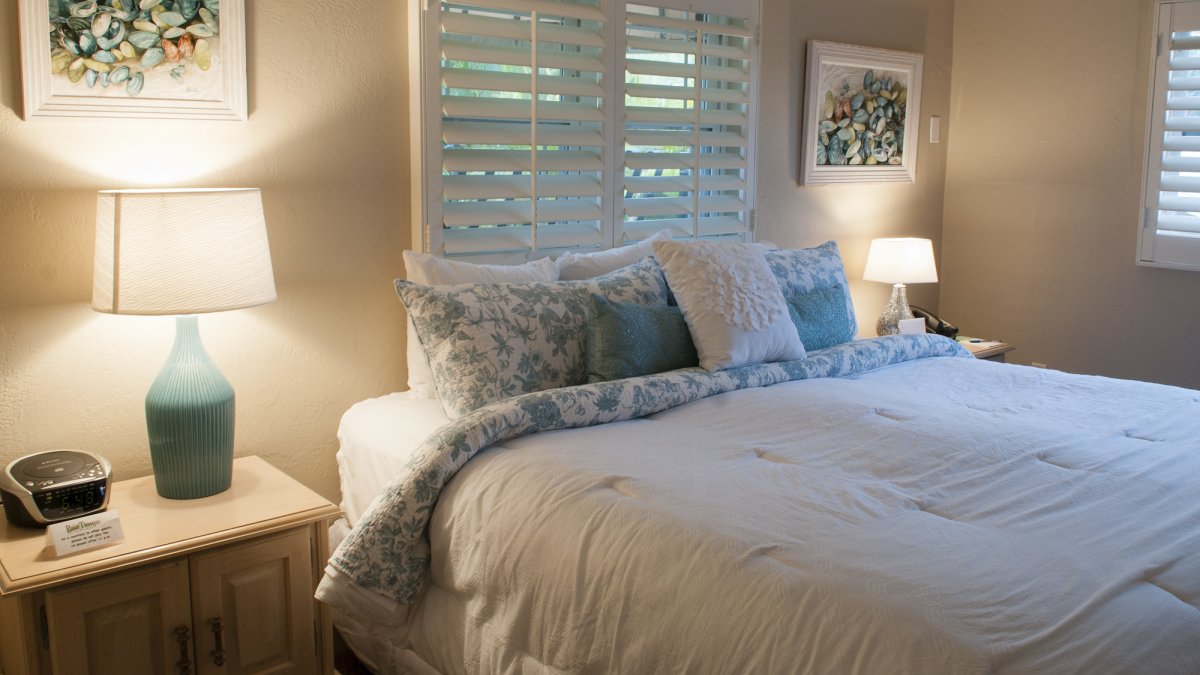 Tropical Courtyard Suite Bedroom Area