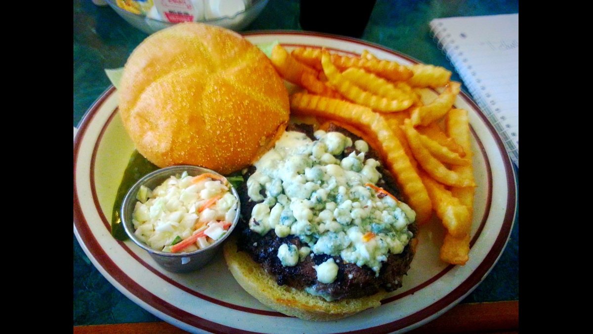 Black n Bleu Black Angus Chuck Steakburger