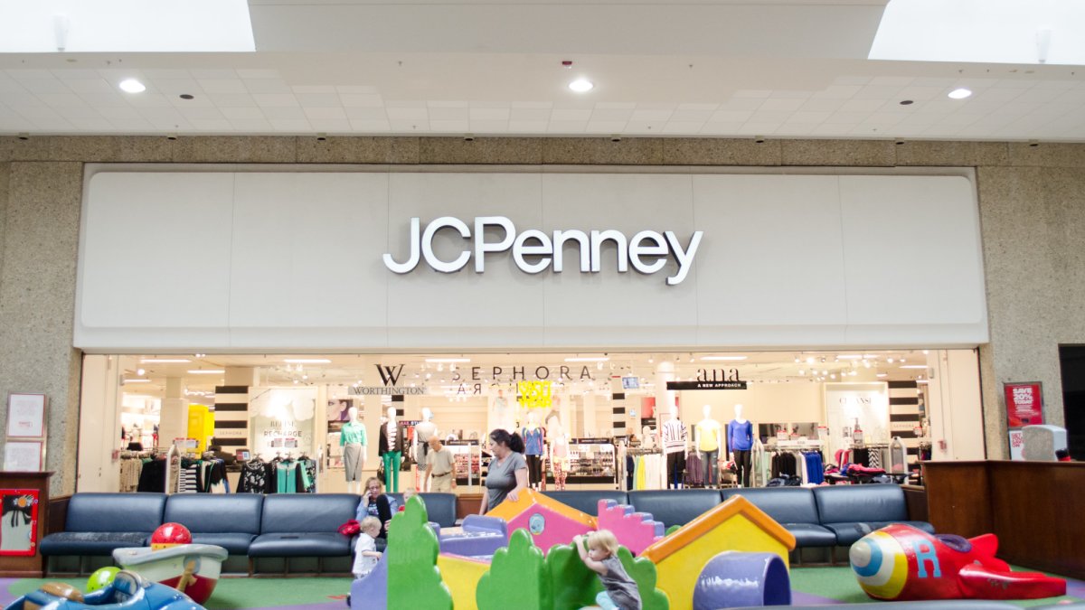 JCPENNEY AND CHILDREN'S PLAY AREA