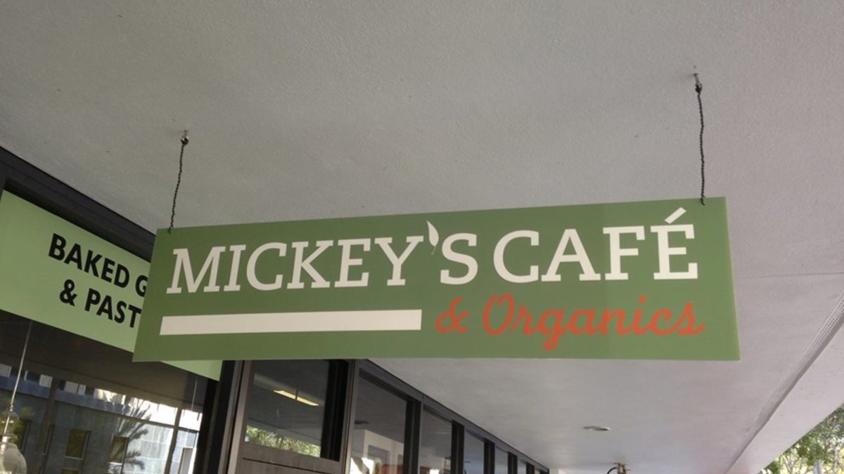 Mickey's Cafe & Organics