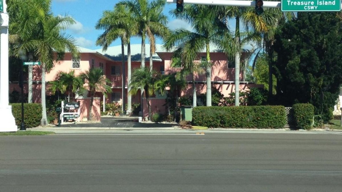 Paradise Inn