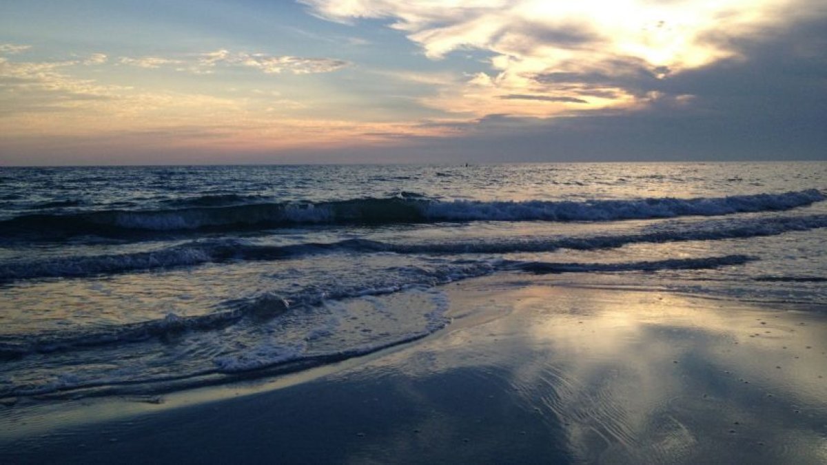 you can catch gorgeous sunset reflections here