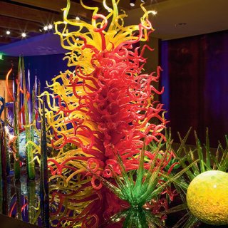Chihuly Collection sculpture that resembles a garden.