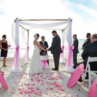 A wedding on St. Pete Beach with the Gulf of Mexico in the background