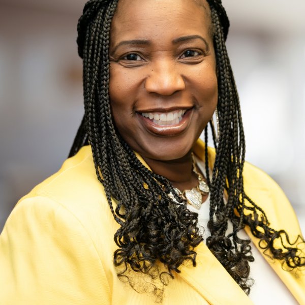 Headshot Tina Berrien 